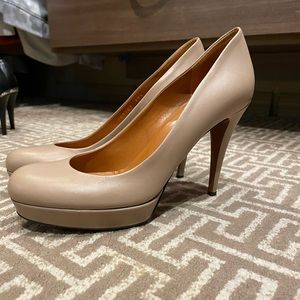 Gucci 4.5” Nude Pumps